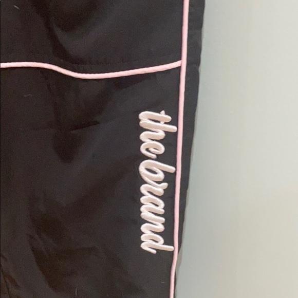 NWT LF Women black joggers - Picture 7 of 8